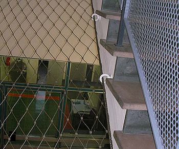 Filet anti chute pour cage d'escalier